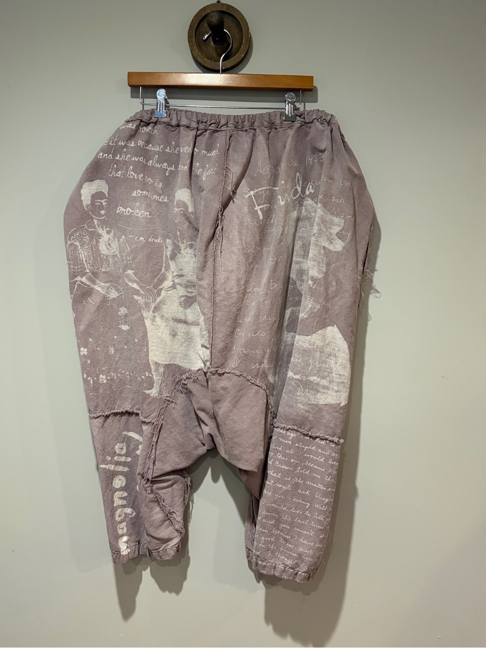 Magnolia pearl dust plum pants w Frida Kahlo images and text OS